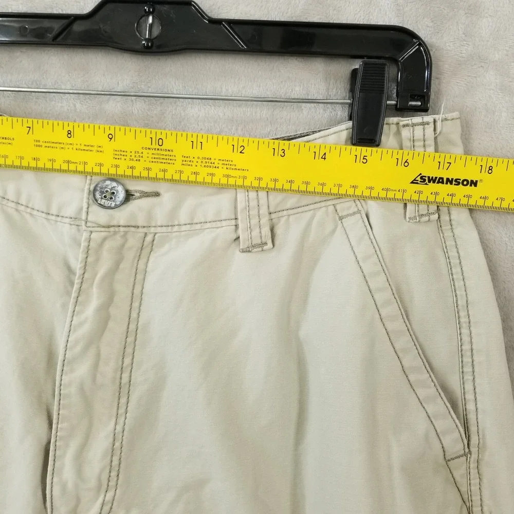 Vtg Levi's Squad Cargo Shorts Men 34 Beige‎ Zipper Fly Y2K Grunge Skater Baggy